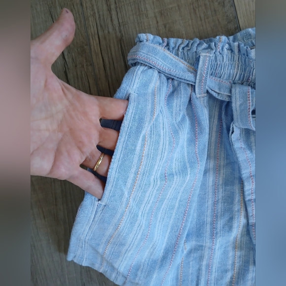 NWOT Habitual Girl Stripe Shorts. Size 14 - Picture 4 of 4